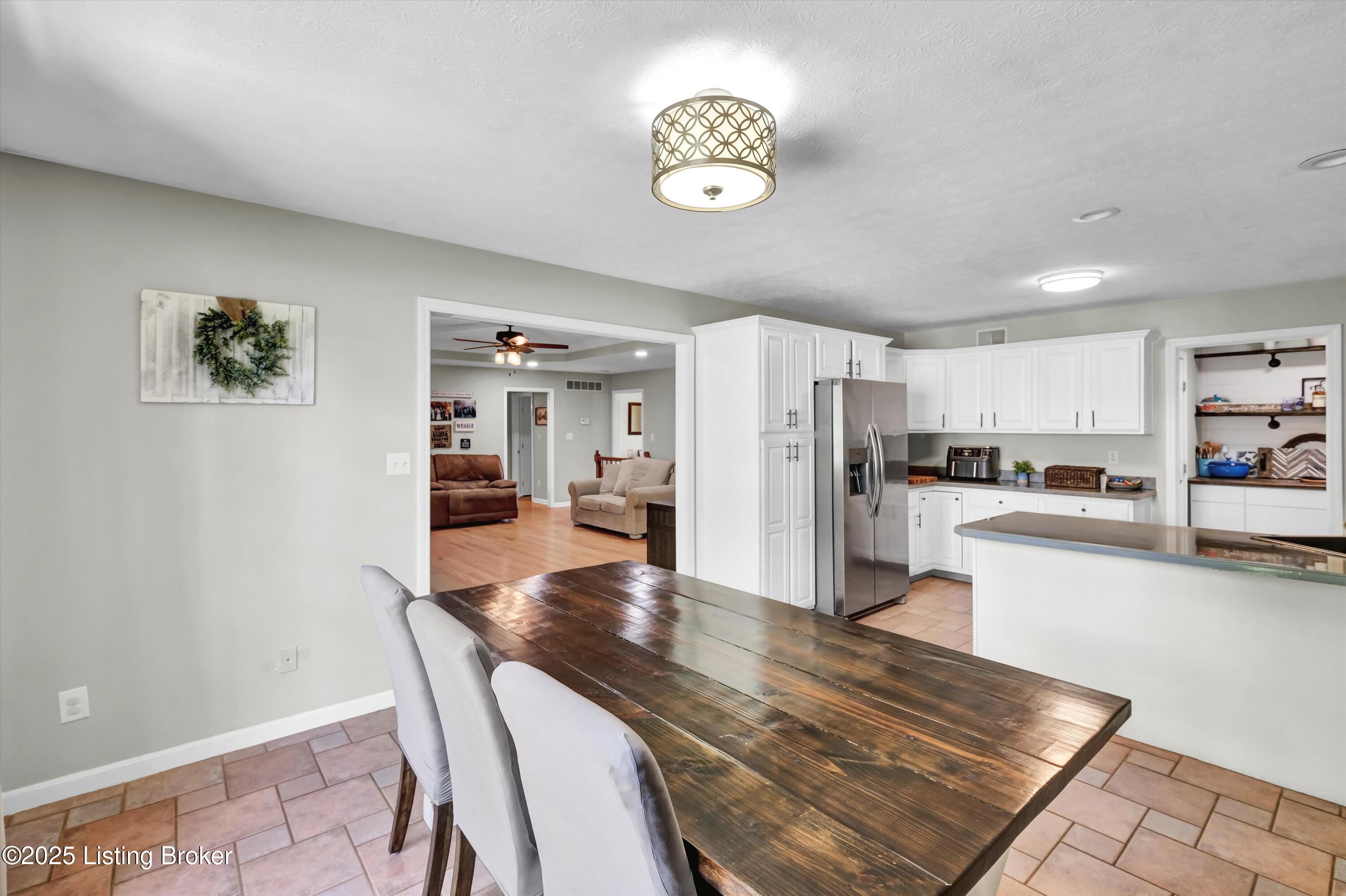 150 N Sunshine Ct, Shepherdsville, Kentucky image 18