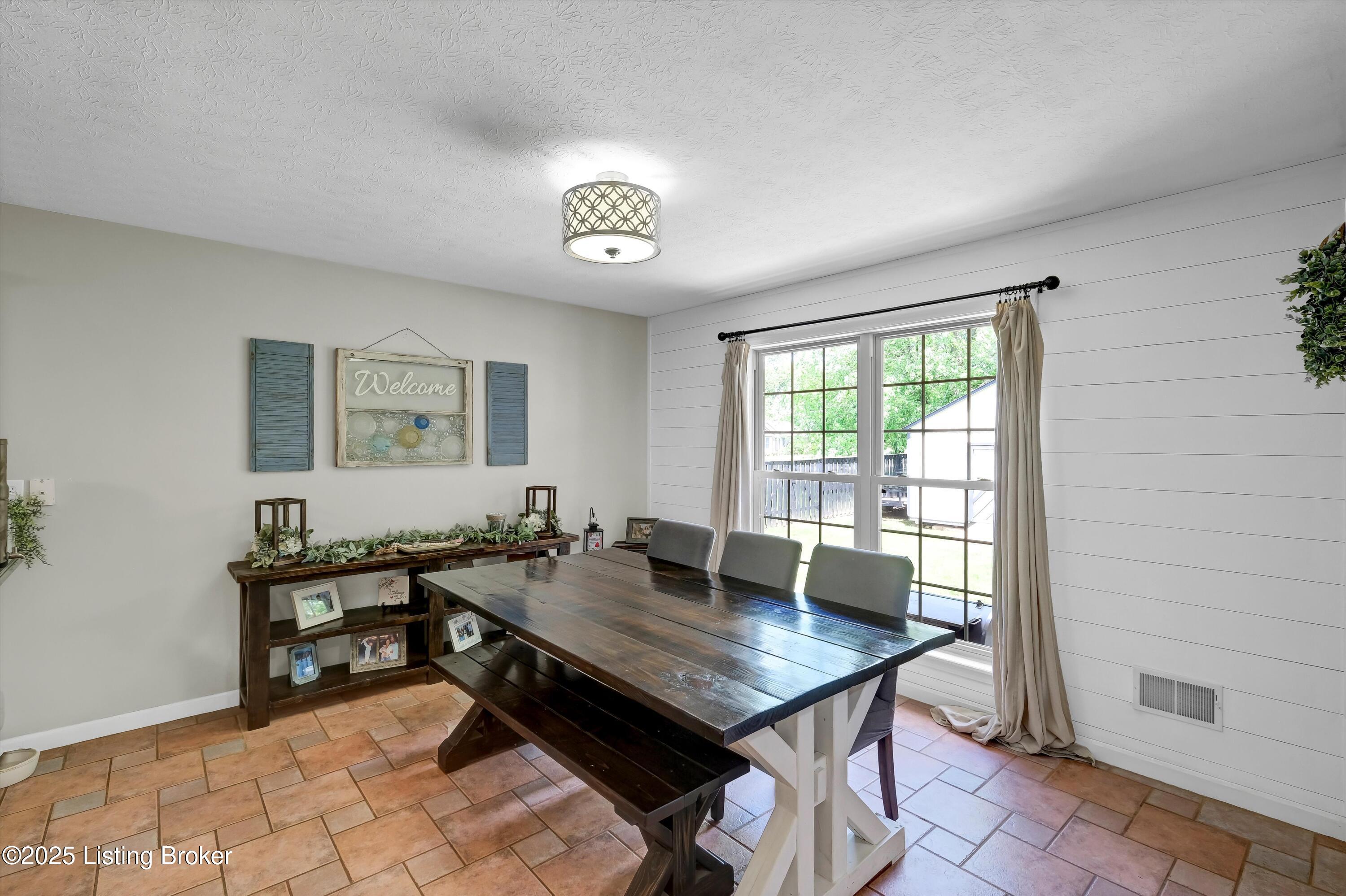 150 N Sunshine Ct, Shepherdsville, Kentucky image 17
