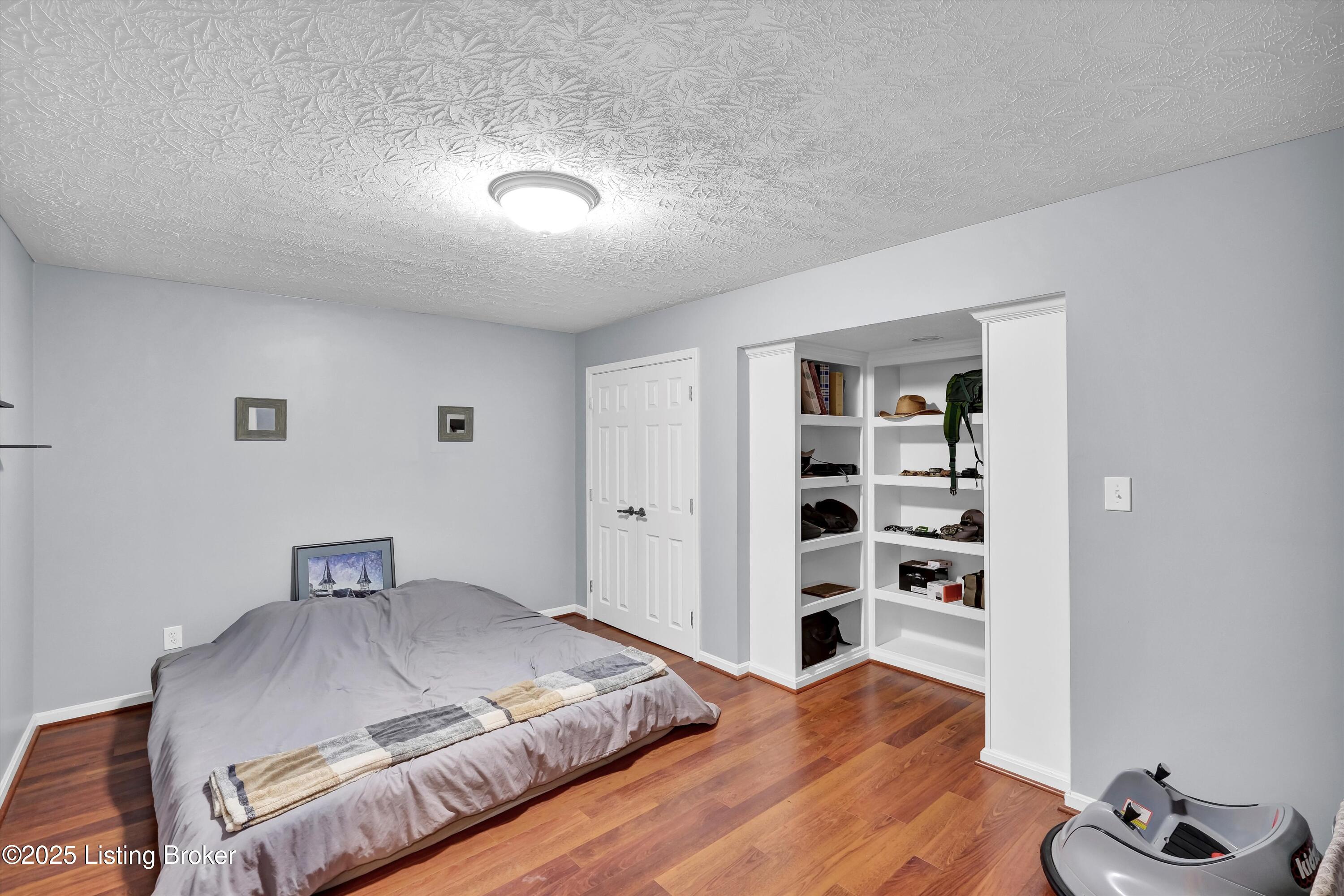 150 N Sunshine Ct, Shepherdsville, Kentucky image 33