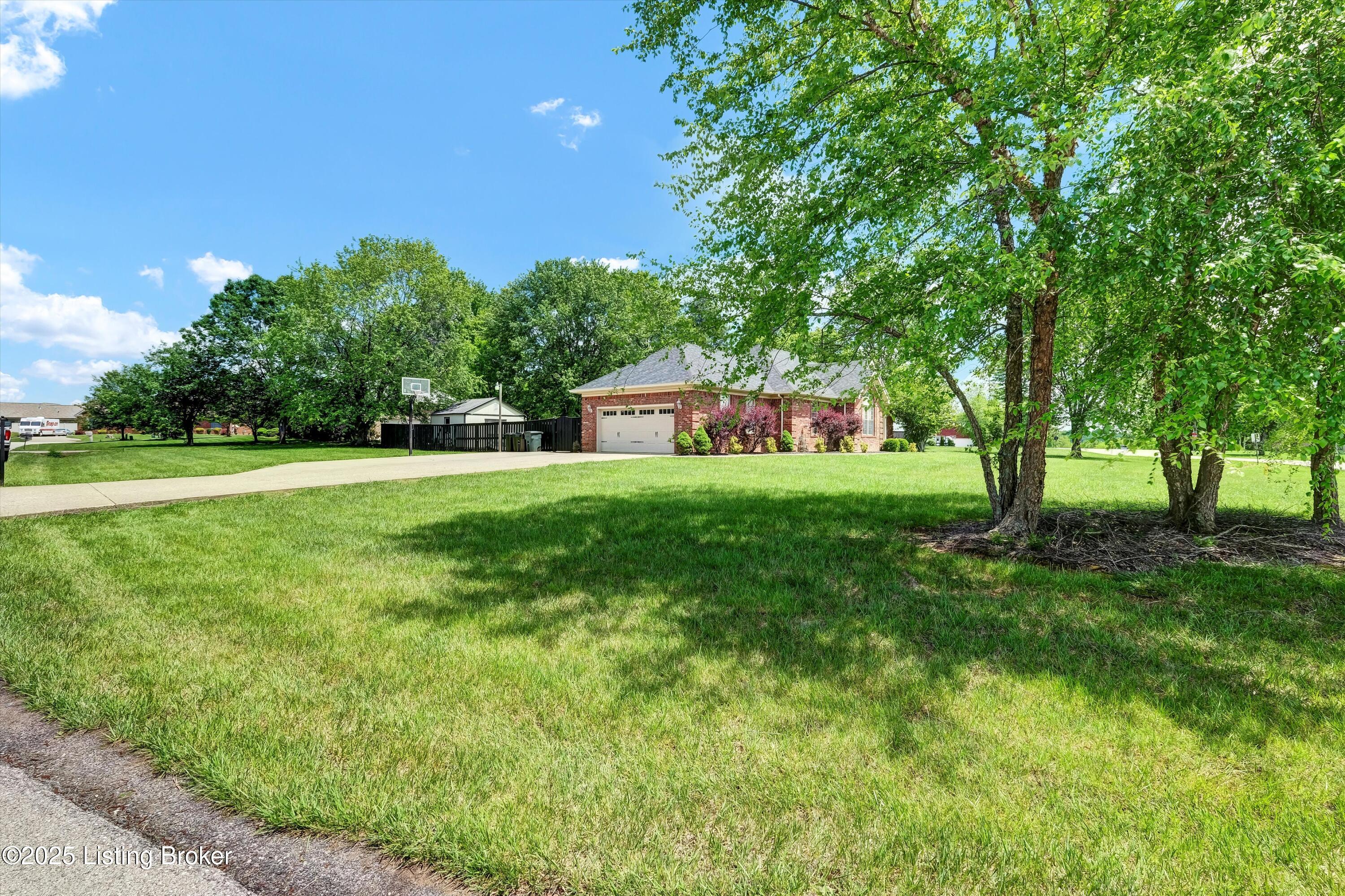 150 N Sunshine Ct, Shepherdsville, Kentucky image 7