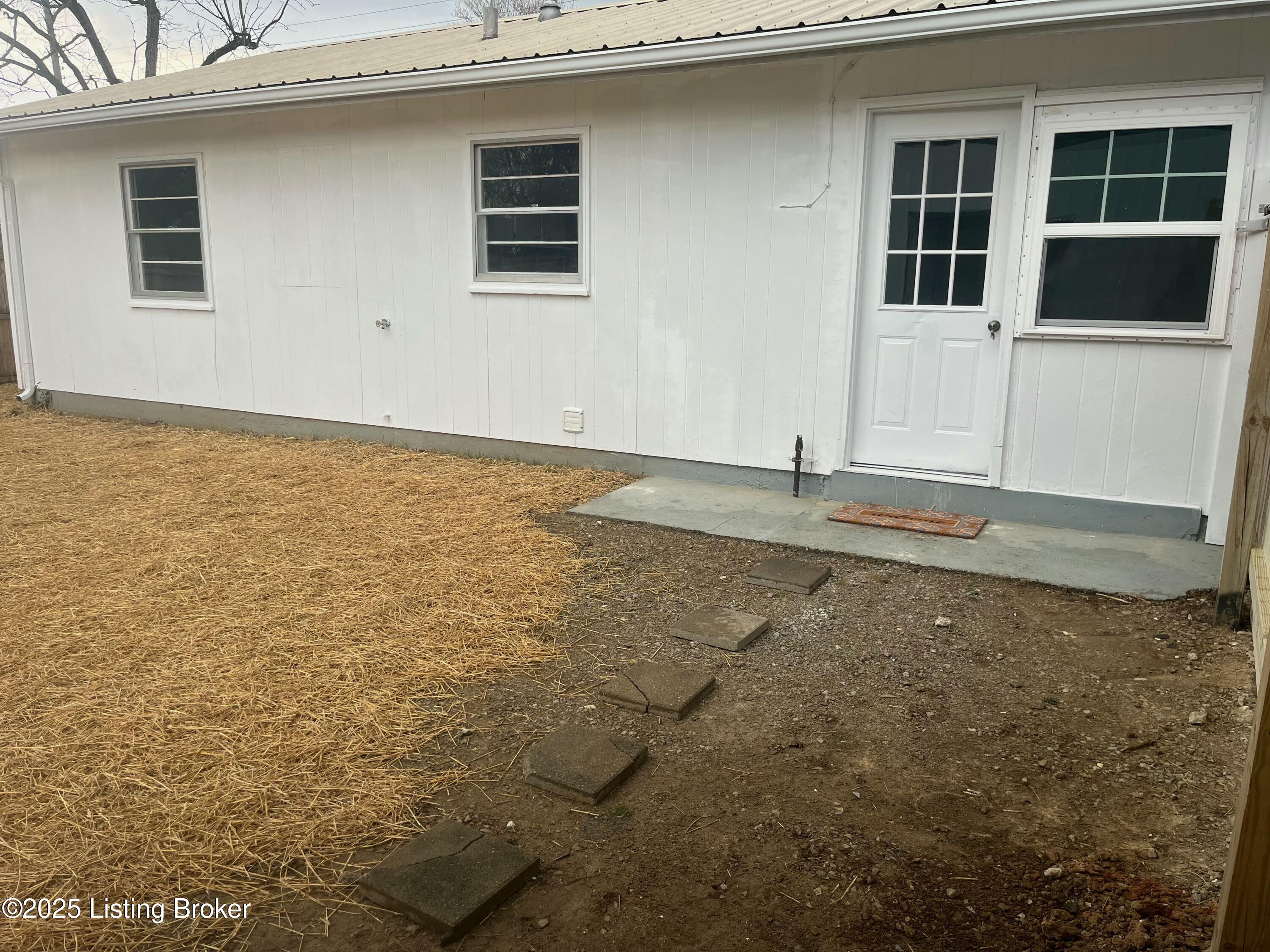 325 Hillview Blvd, Louisville, Kentucky image 13
