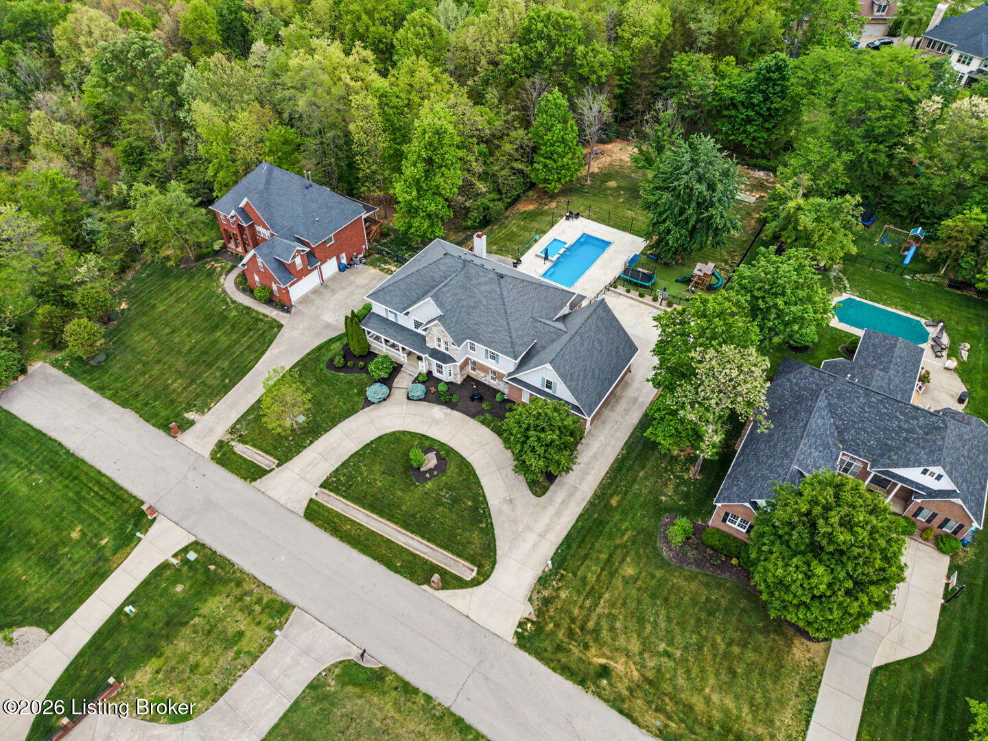6119 Perrin Dr
