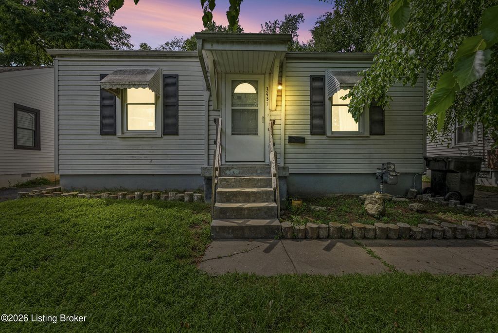 Photo of 3431 Glendale Ave, Louisville, KY 40215 (MLS # 1721517)