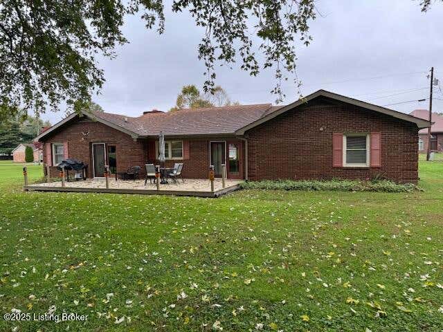 Photo of 22 Fairview Circle Dr, Bedford, KY 40006 (MLS # 1725083)