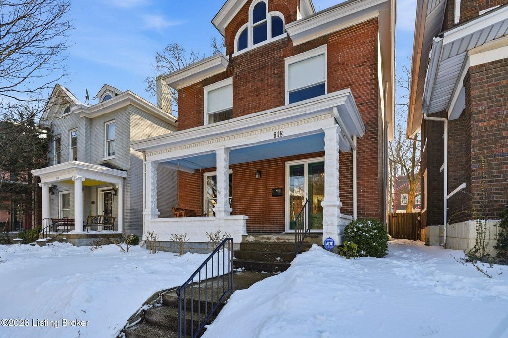Photo of 618 W Ormsby Ave, Louisville, KY 40203 (MLS # 1708071)