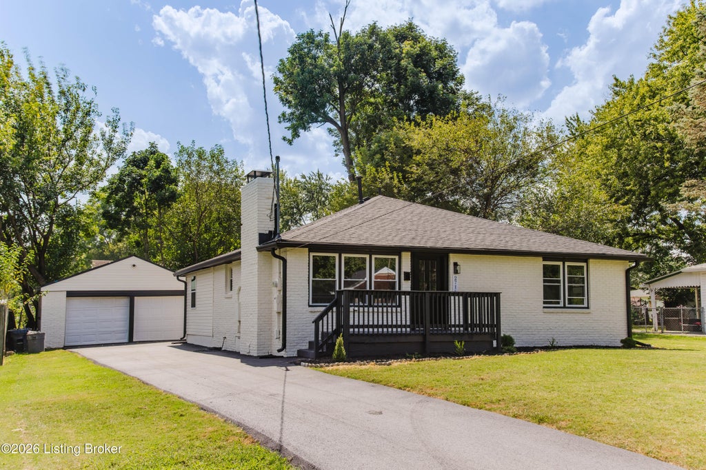 Photo of 2716 Pioneer Rd, Louisville, KY 40216 (MLS # 1728267)