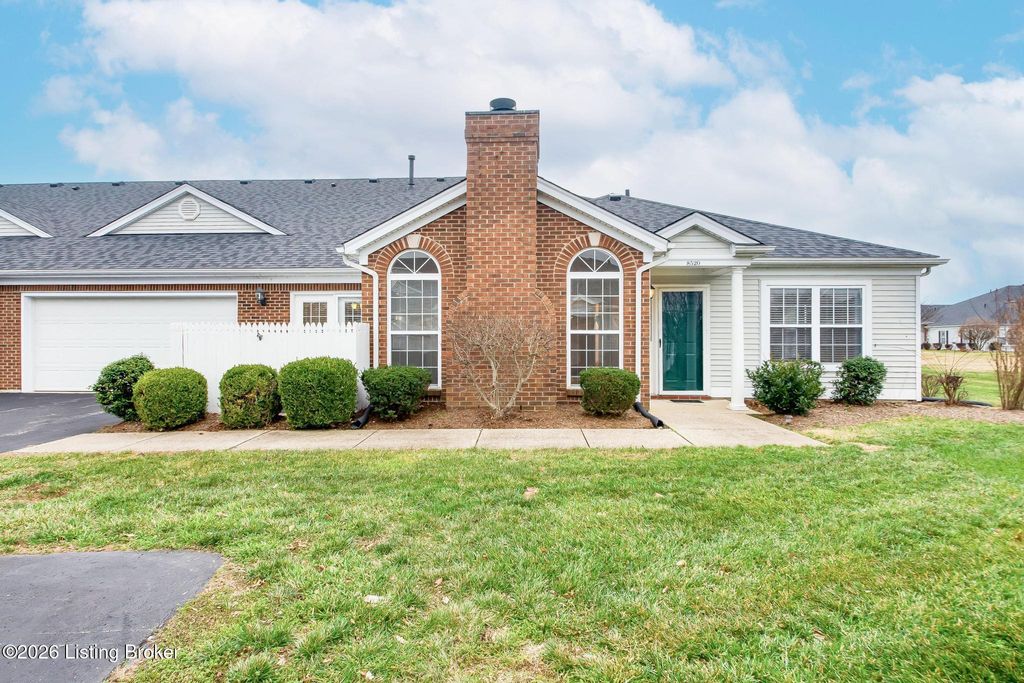 Photo of 8520 River Terrace Dr, Louisville, KY 40258 (MLS # 1706240)