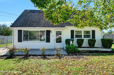 Photo of 5406 Count Fleet Dr, Louisville, KY 40272 (MLS # 1705032)