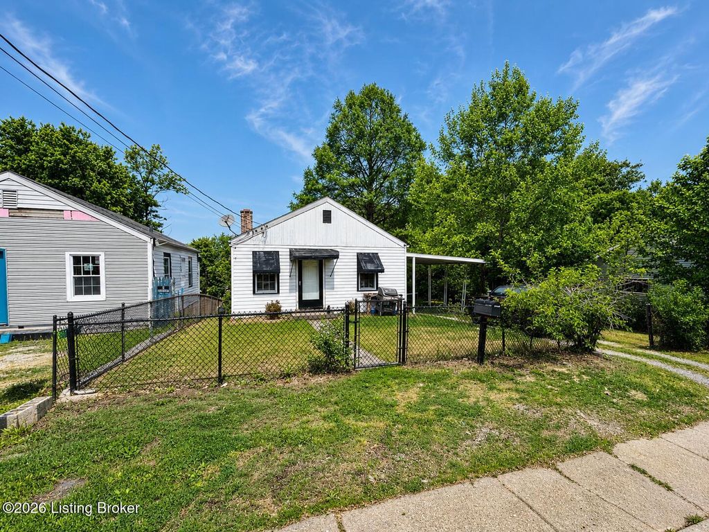 Photo of 1613 Arling Ave, Louisville, KY 40215 (MLS # 1716922)