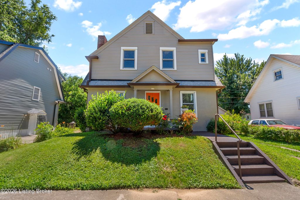 Photo of 121 N Shawnee Terrace, Louisville, KY 40212 (MLS # 1721724)