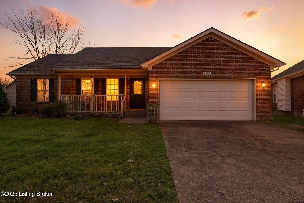 Photo of 7003 Alma June Way, Louisville, KY 40228 (MLS # 1704164)