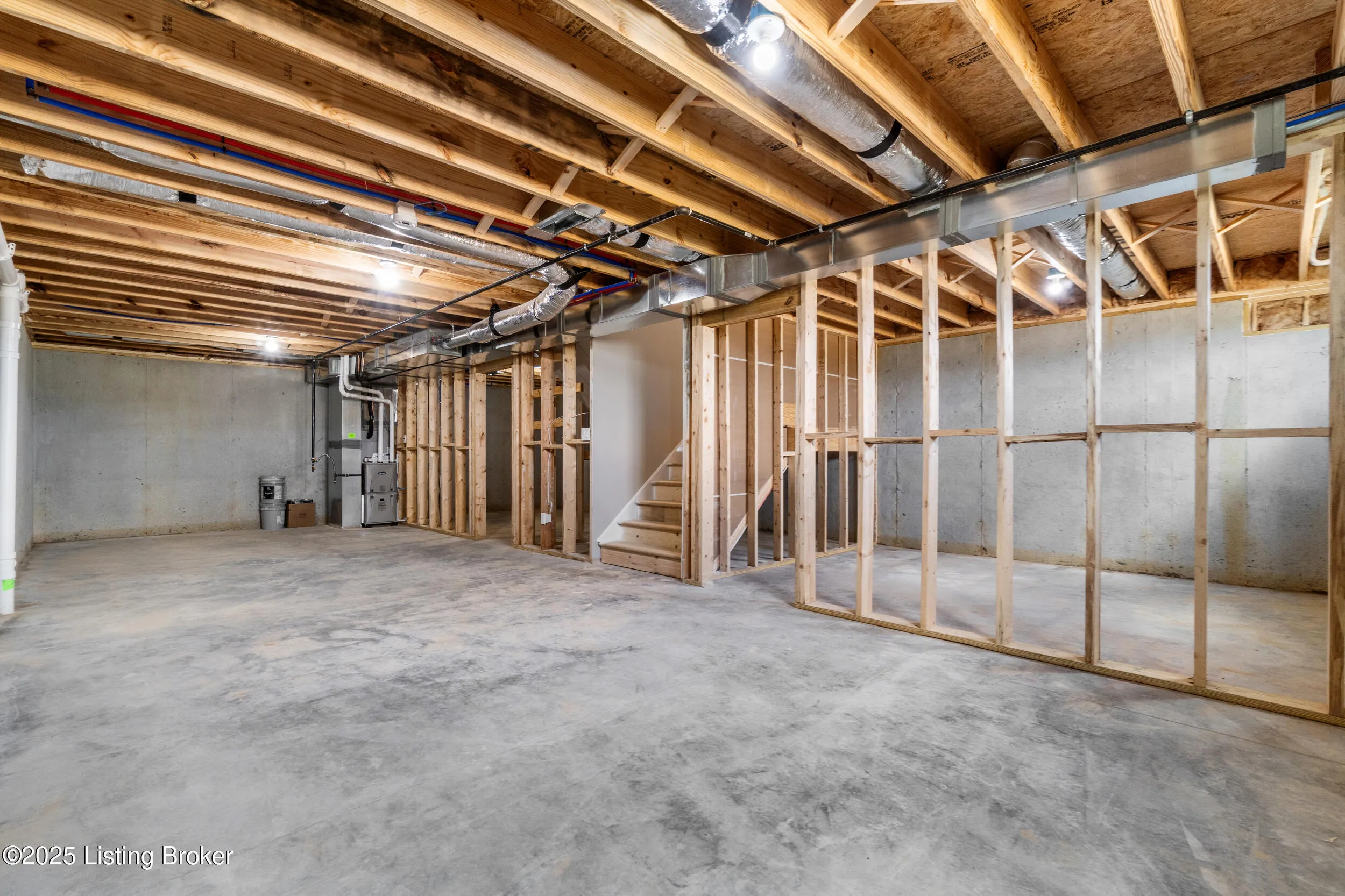 Louisville, Kentucky 40272, United States, 3 Bedrooms Bedrooms, ,3 BathroomsBathrooms,Residential,Pending,85593