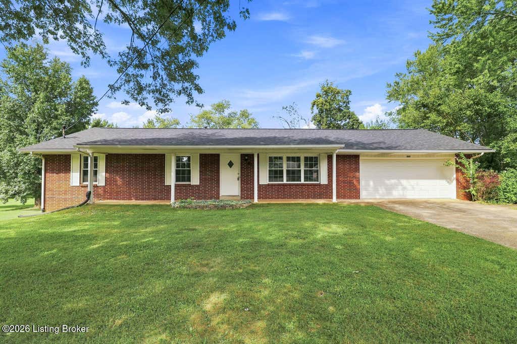 Photo of 906 Mary Ct, Radcliff, KY 40160 (MLS # 1726557)