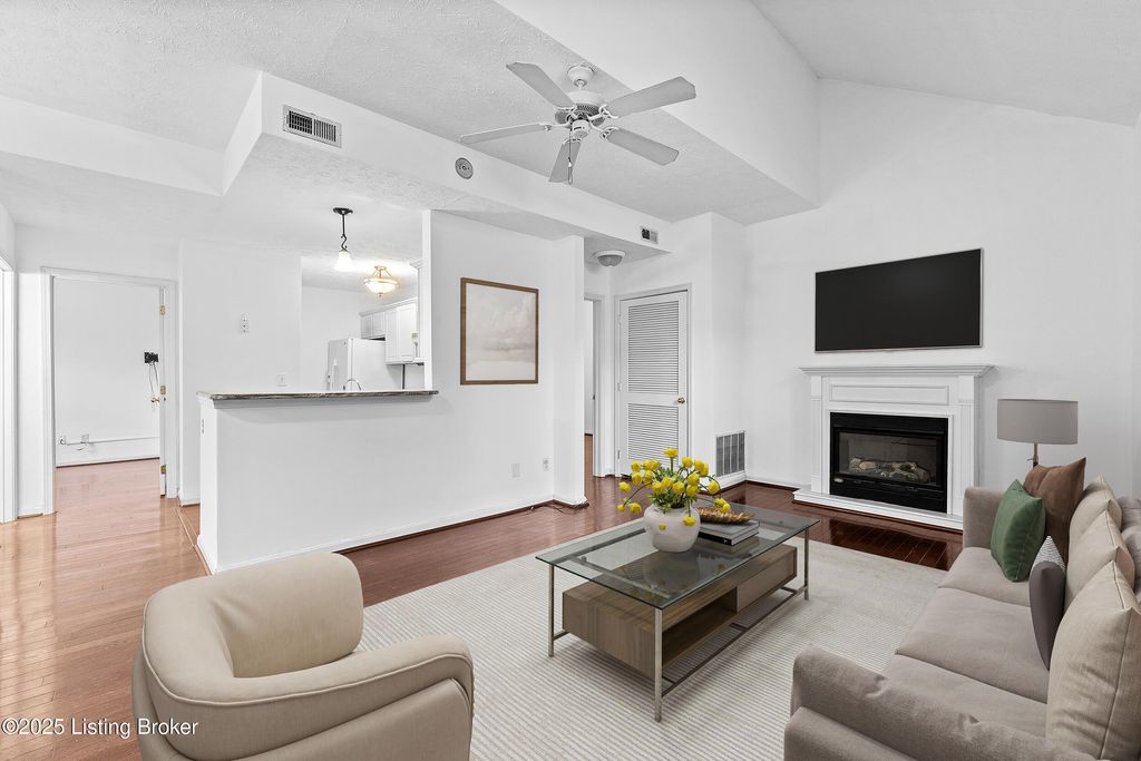 Photo of 13230 Prospect Glen Way, Prospect, KY 40059 (MLS # 1702873)