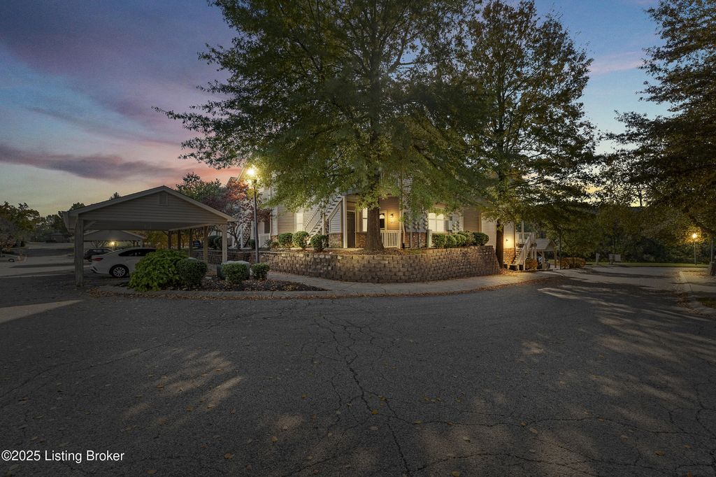 Photo of 13230 Prospect Glen Way, Prospect, KY 40059 (MLS # 1702873)