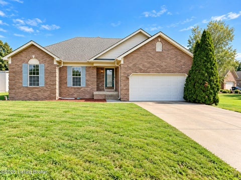 Homes For Sale - 116 Branch Ct<br/> Bullitt County, Shepherdsville, KY 40165
