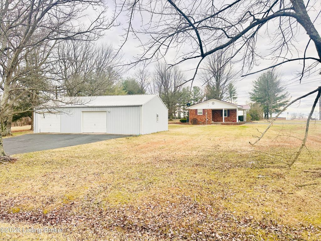Photo of 145 Schoolhouse Rd, Leitchfield, KY 42754 (MLS # 1707333)