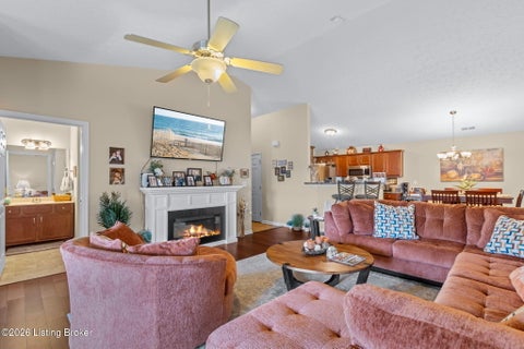Condo For Sale - 9402 Clubview Dr #203<br/> Louisville, KY 40291