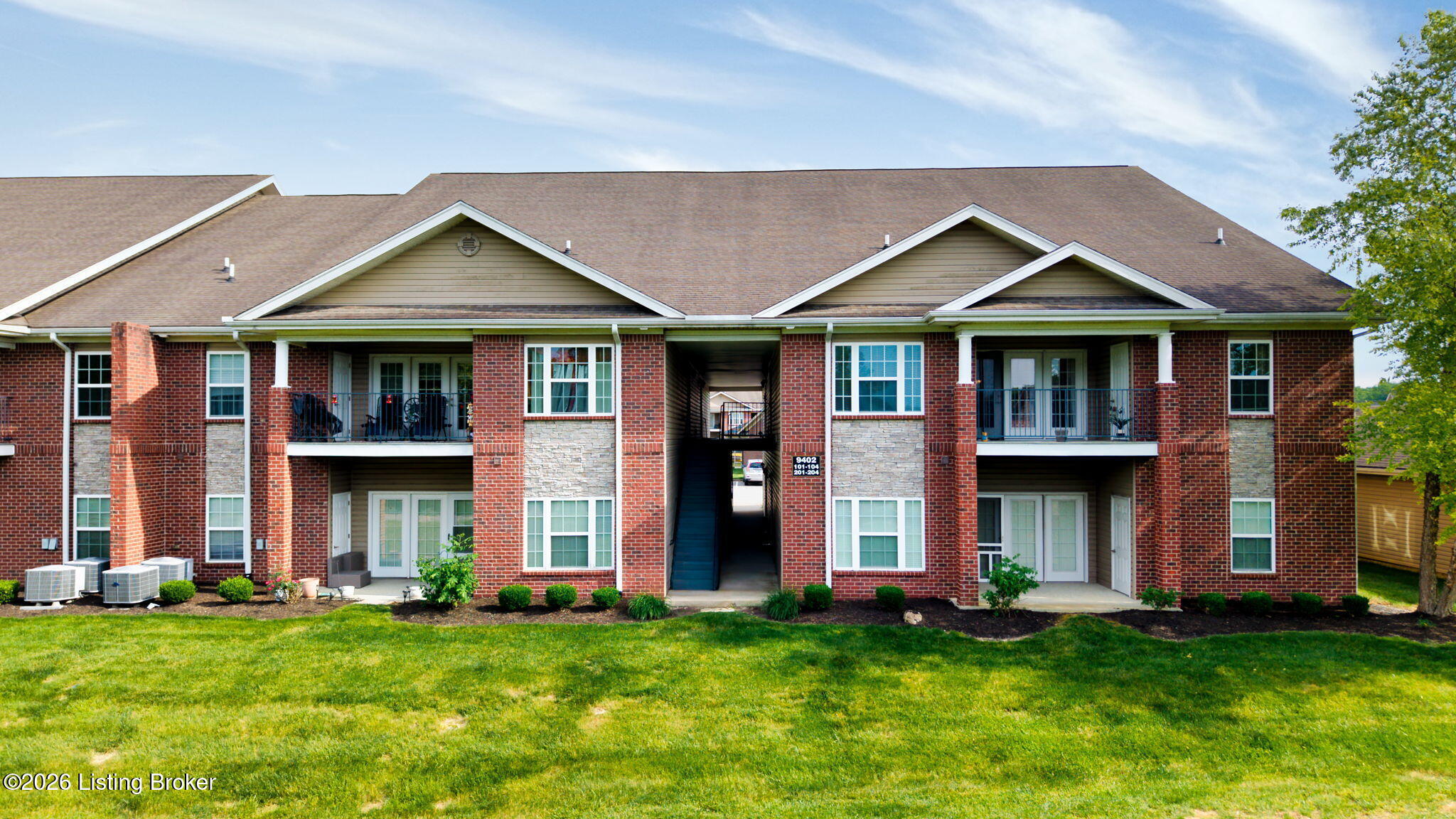 9402 Clubview Dr 203