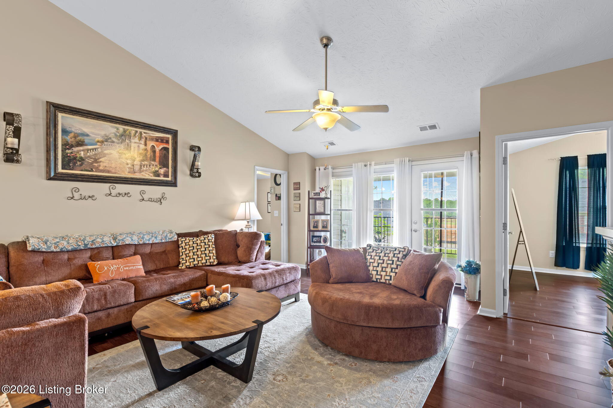 9402 Clubview Dr 203