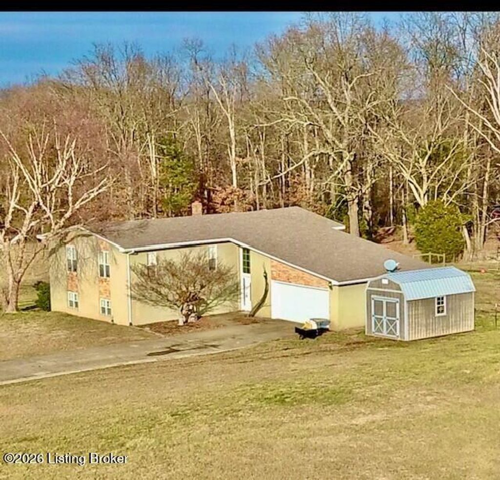 Photo of 141 Probus Rd, Leitchfield, KY 42754 (MLS # 1709498)