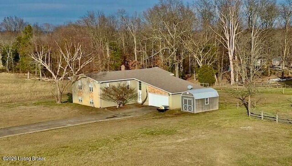 Photo of 141 Probus Rd, Leitchfield, KY 42754 (MLS # 1709498)