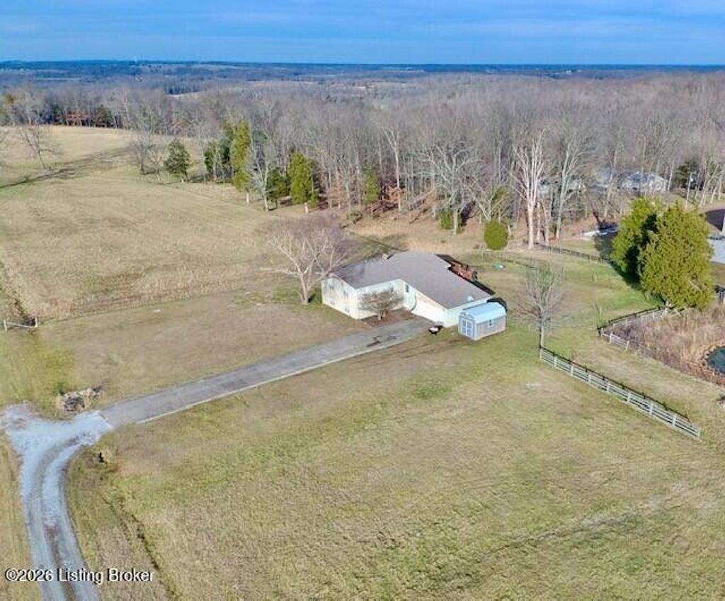 Photo of 141 Probus Rd, Leitchfield, KY 42754 (MLS # 1709498)