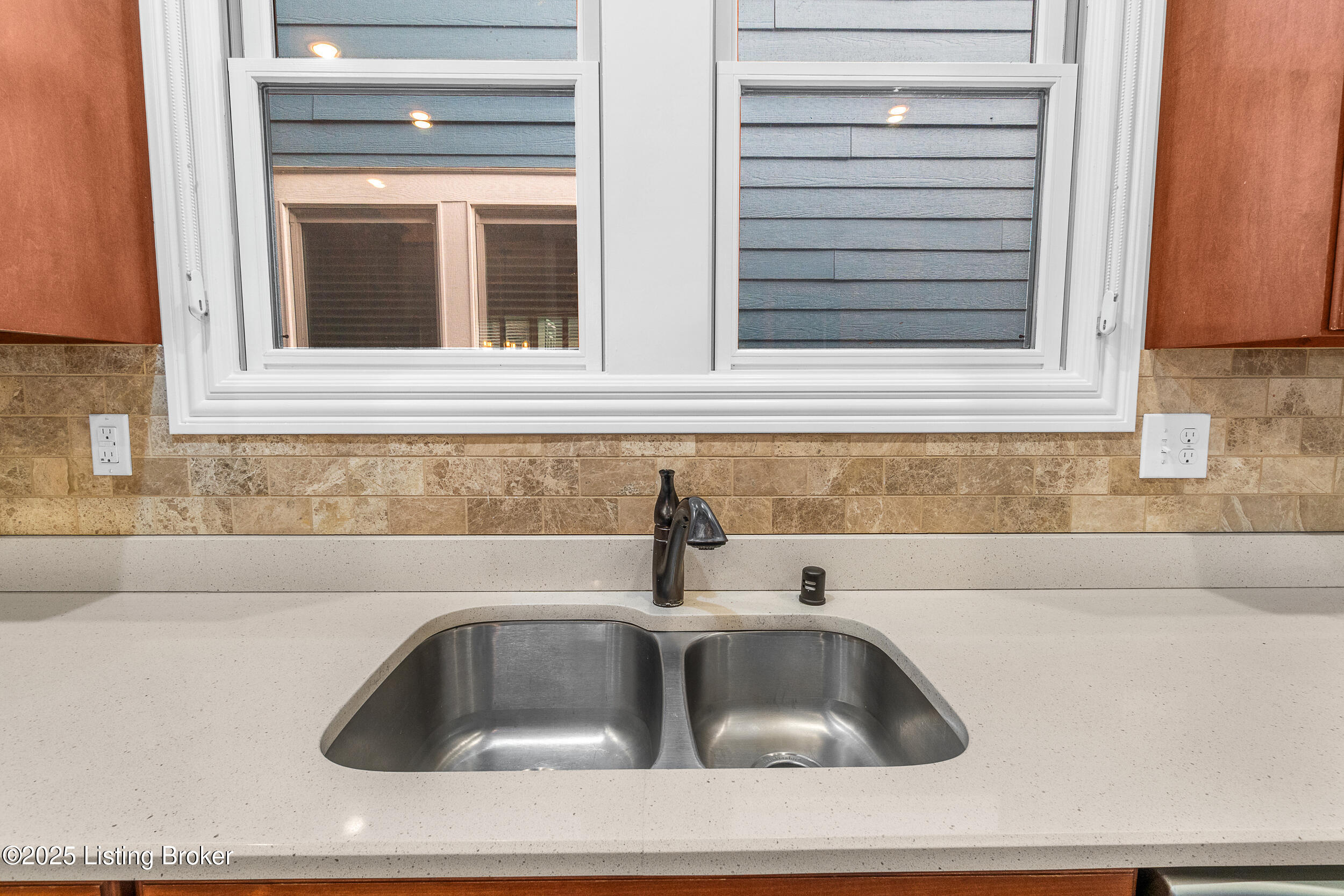 9414 Indian Pipe Ln, Prospect, Pennsylvania image 21