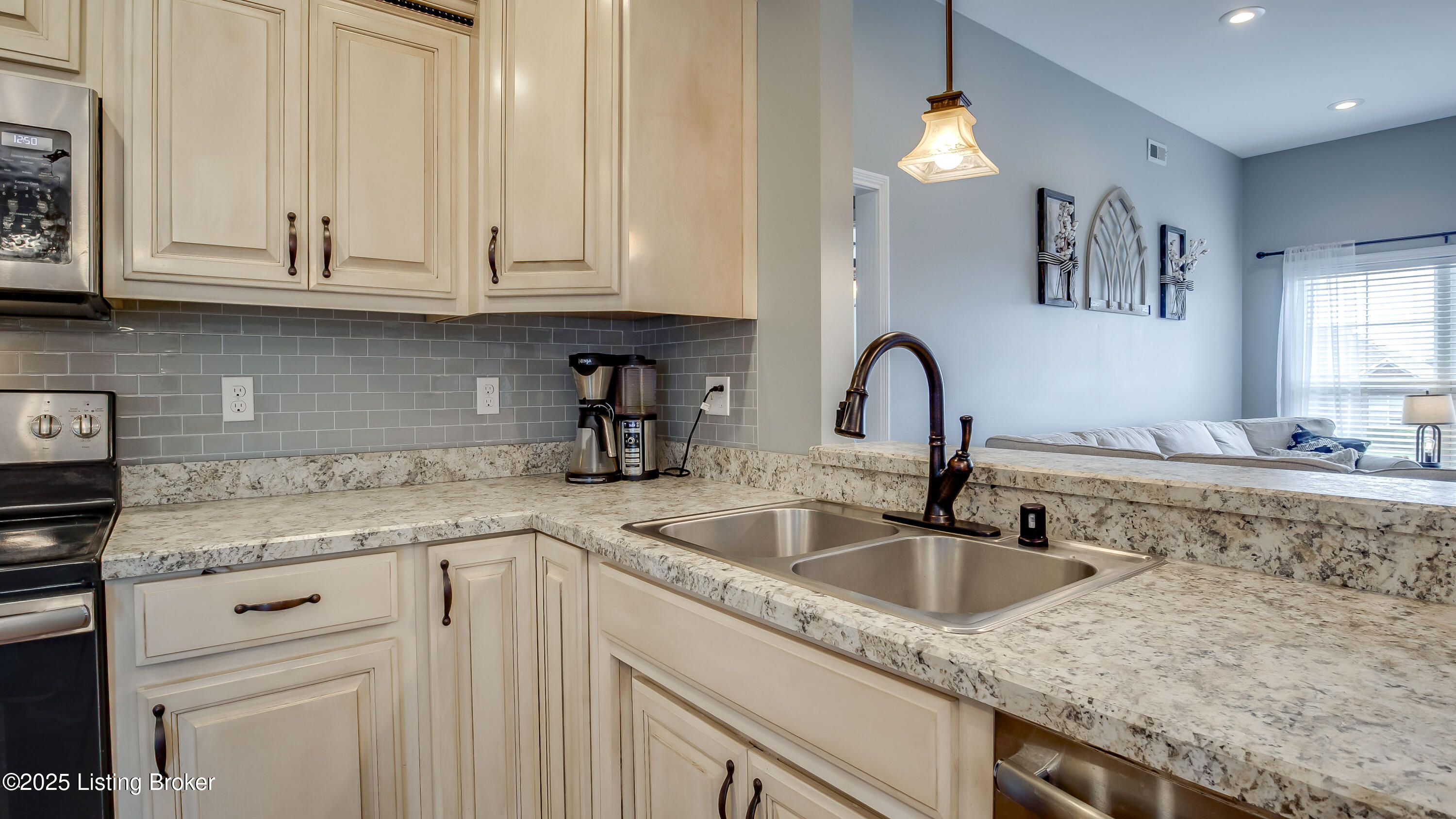 387 Heritage Way, Mt Washington, Kentucky image 15