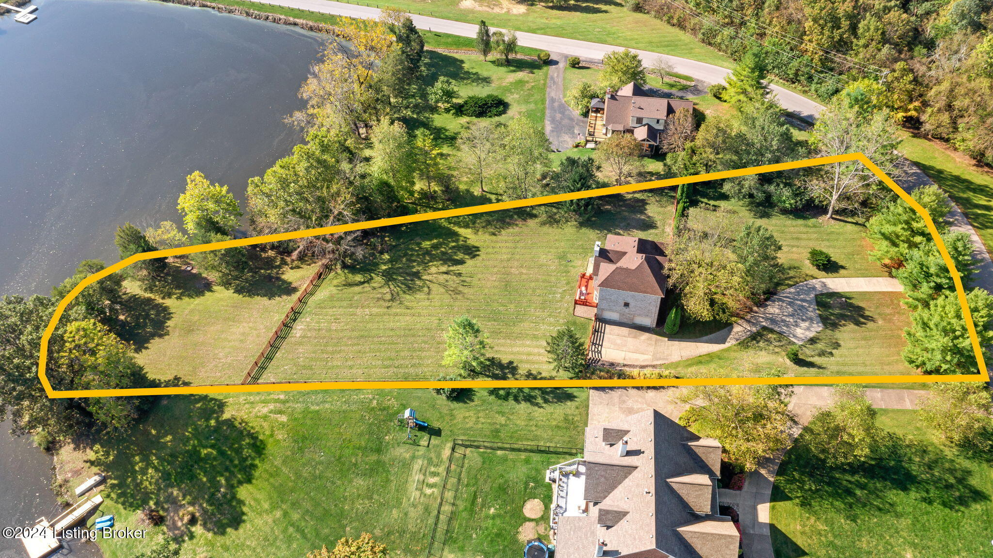 7702 Willow Bend Dr, Crestwood, Kentucky image 3