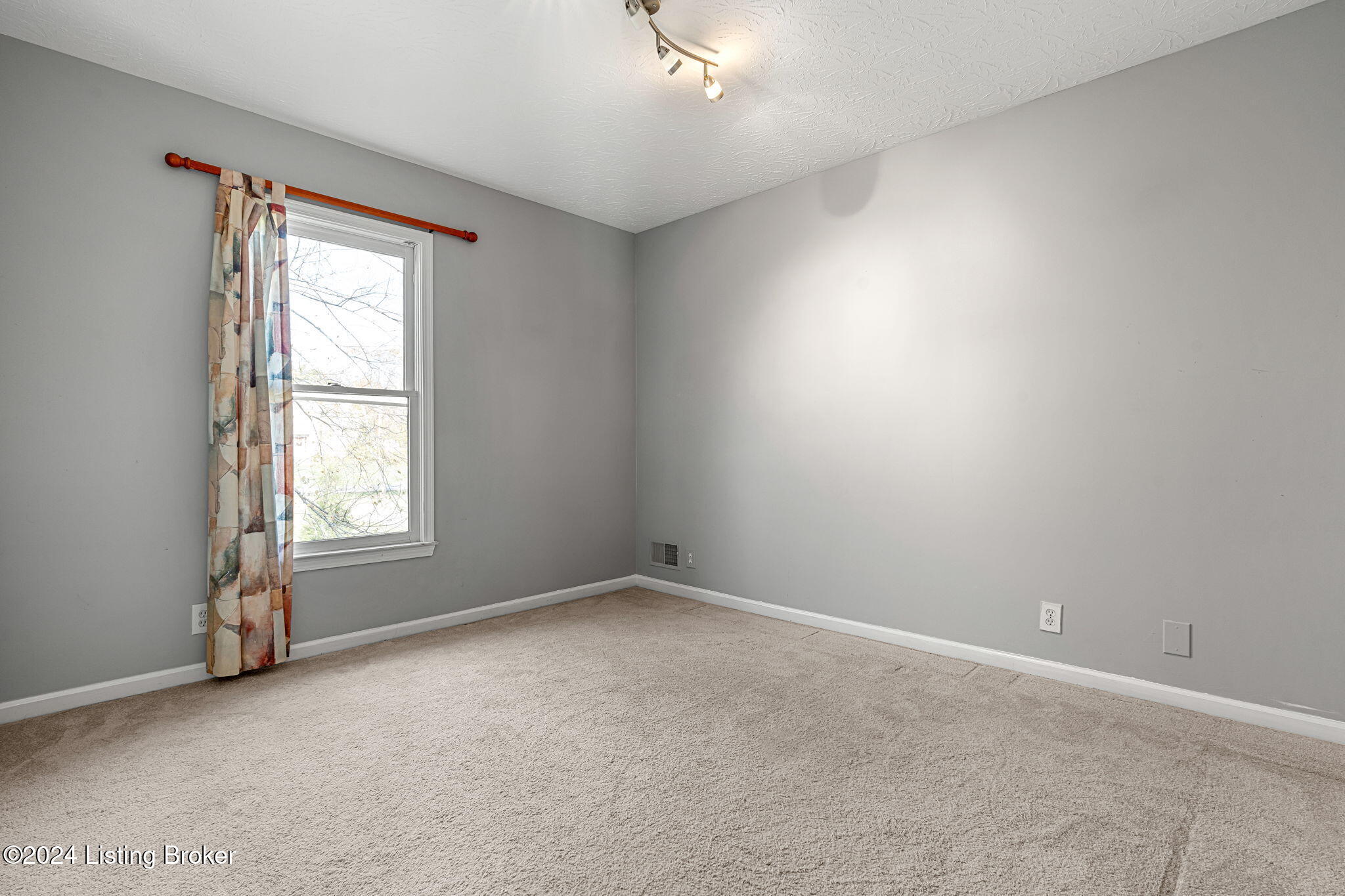 7702 Willow Bend Dr, Crestwood, Kentucky image 36