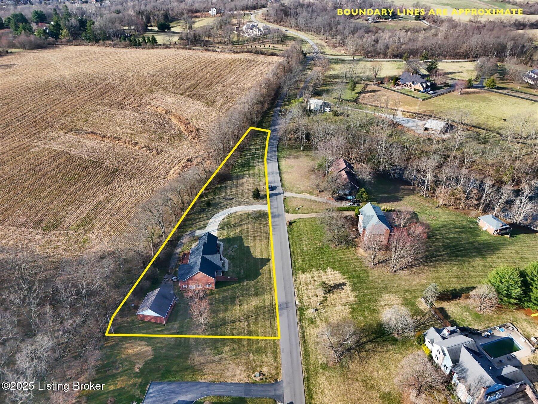 12210 Plantation Blvd, Goshen, Kentucky image 6