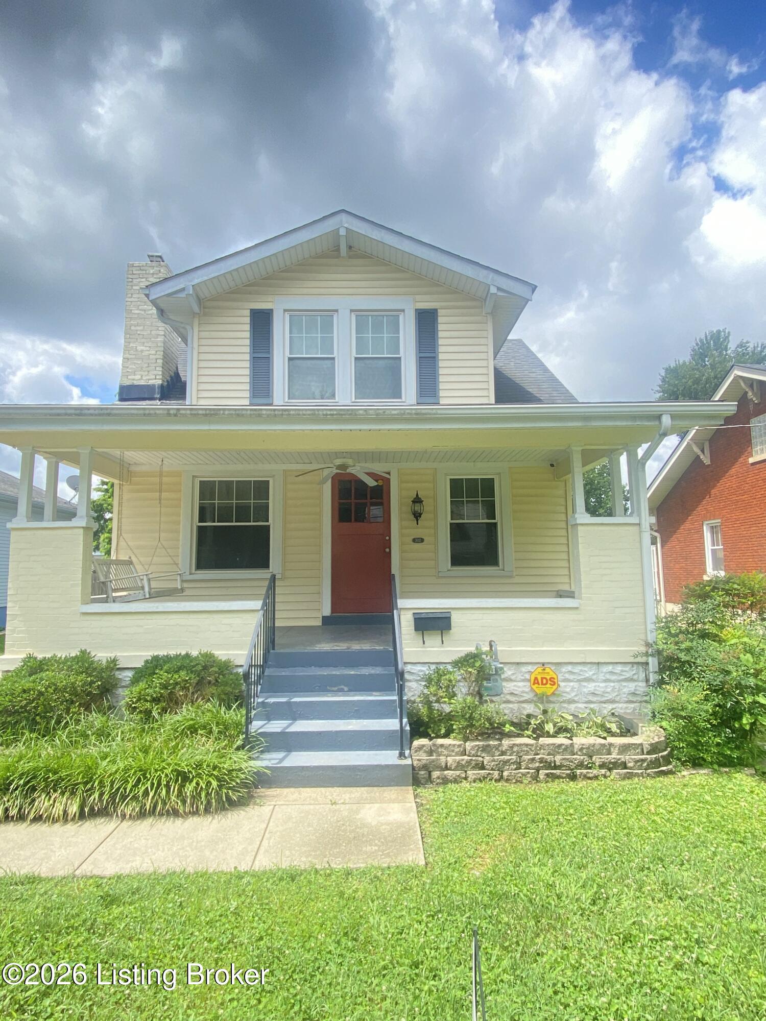 Photo 1 of 32 — 302 Iola Rd, Louisville, KY 40207