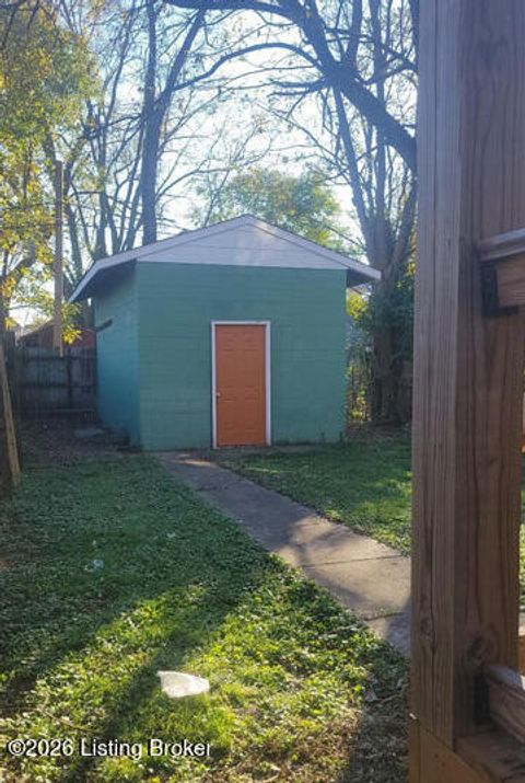 Tiny photo for 428 E Ormsby Ave, Louisville, KY 40203 (MLS # 1708028)