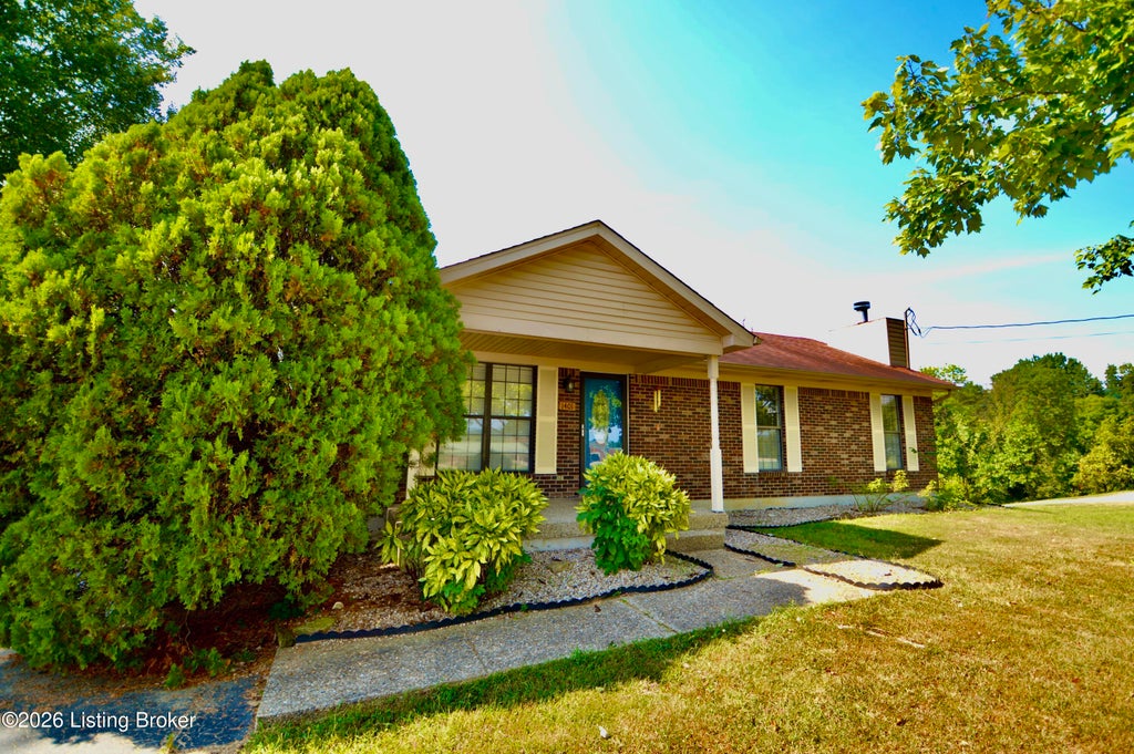 Photo of 1401 Brooks Hill Rd, Brooks, KY 40109 (MLS # 1728447)