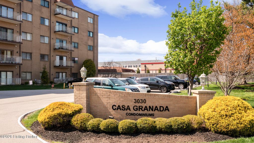 Photo of 3030 Breckenridge Ln # 230, Louisville, KY 40220 (MLS # 1711202)