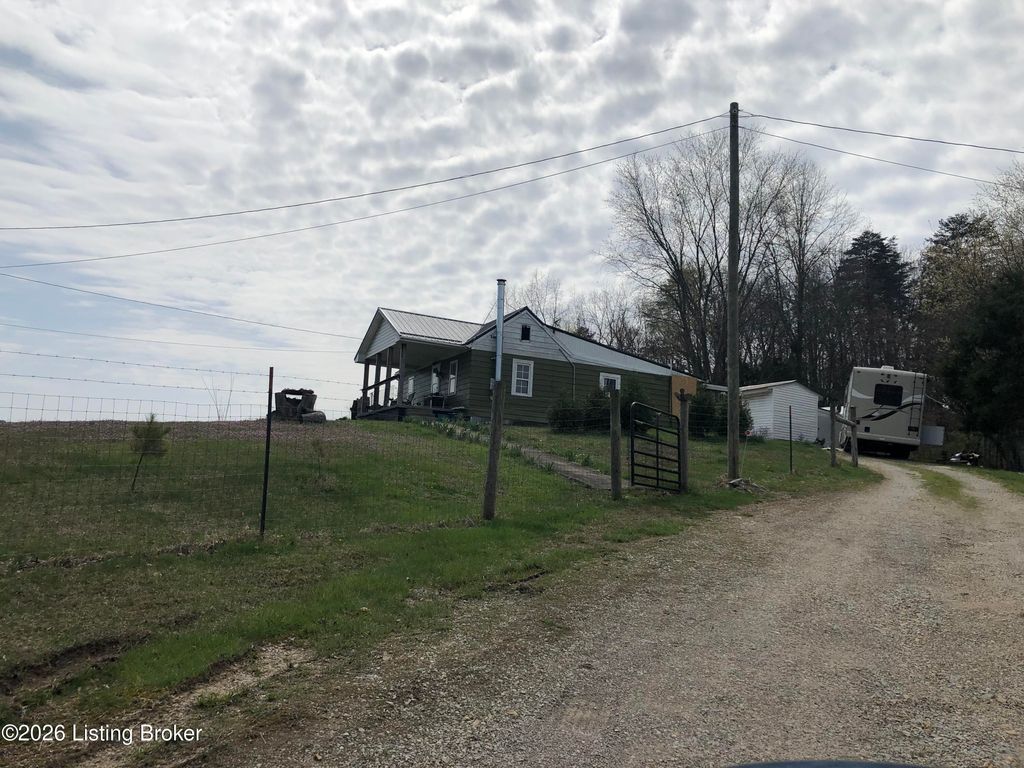 Photo of 725 Church St, Lebanon Junction, KY 40150 (MLS # 1712910)
