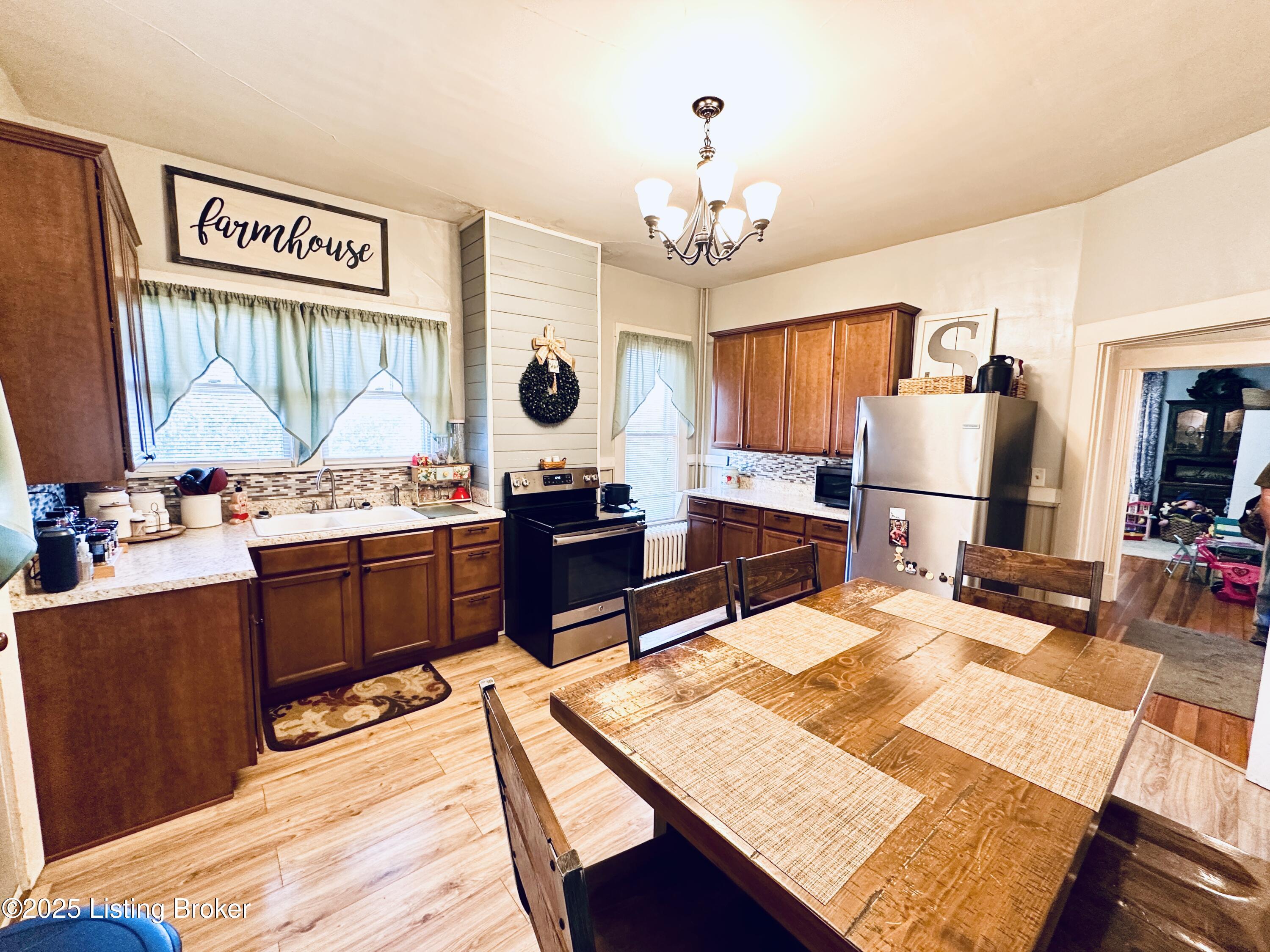 519 W Main St, Leitchfield, Kentucky image 48