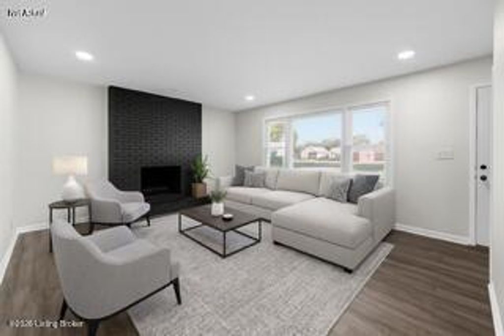 Photo of 9221 Omar Khayyam Blvd, Louisville, KY 40272 (MLS # 1708536)