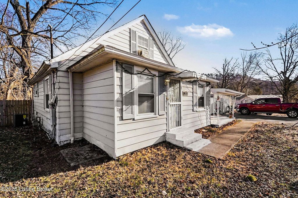 Photo of 11015 National Turnpike, Louisville, KY 40118 (MLS # 1707690)