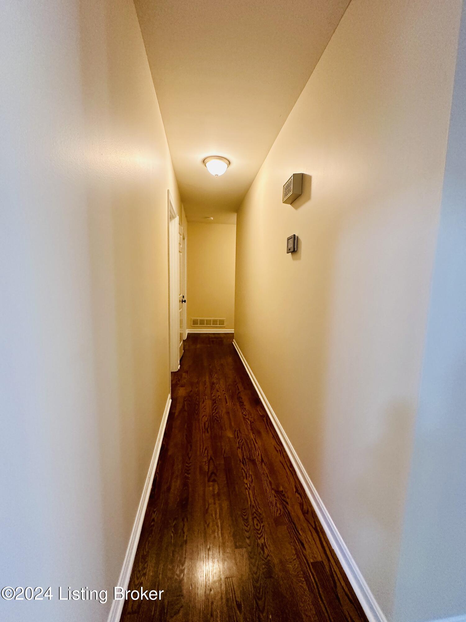 5220 Moccasin Trail, Louisville, Kentucky image 14