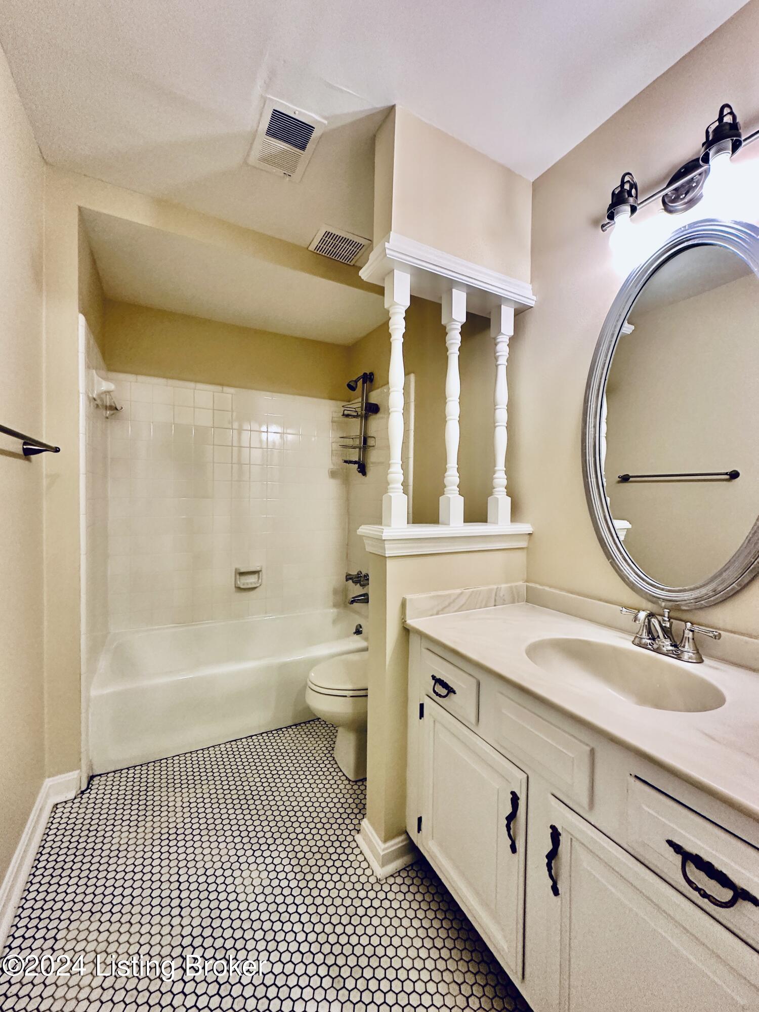 5220 Moccasin Trail, Louisville, Kentucky image 26