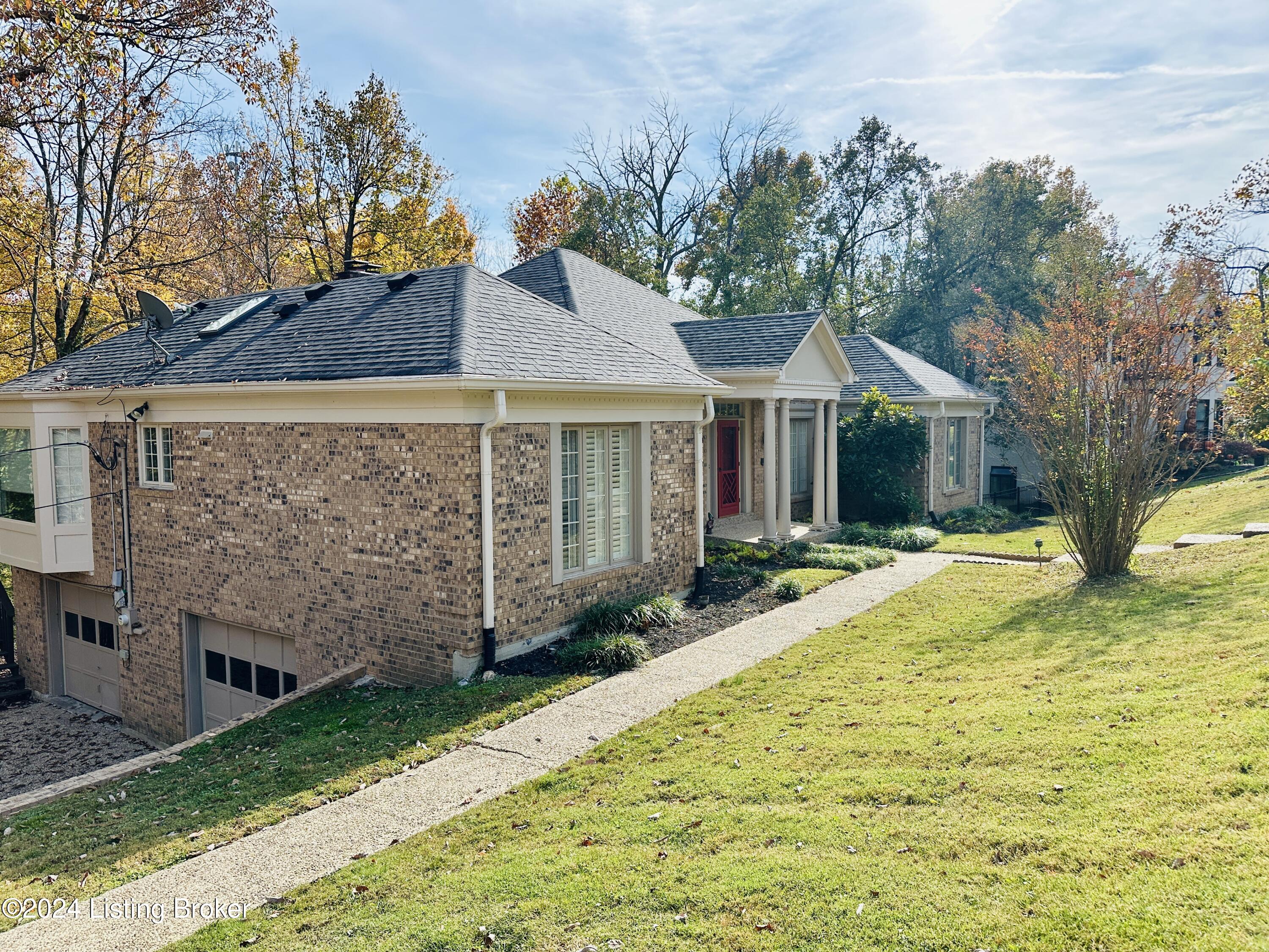 5220 Moccasin Trail, Louisville, Kentucky image 2