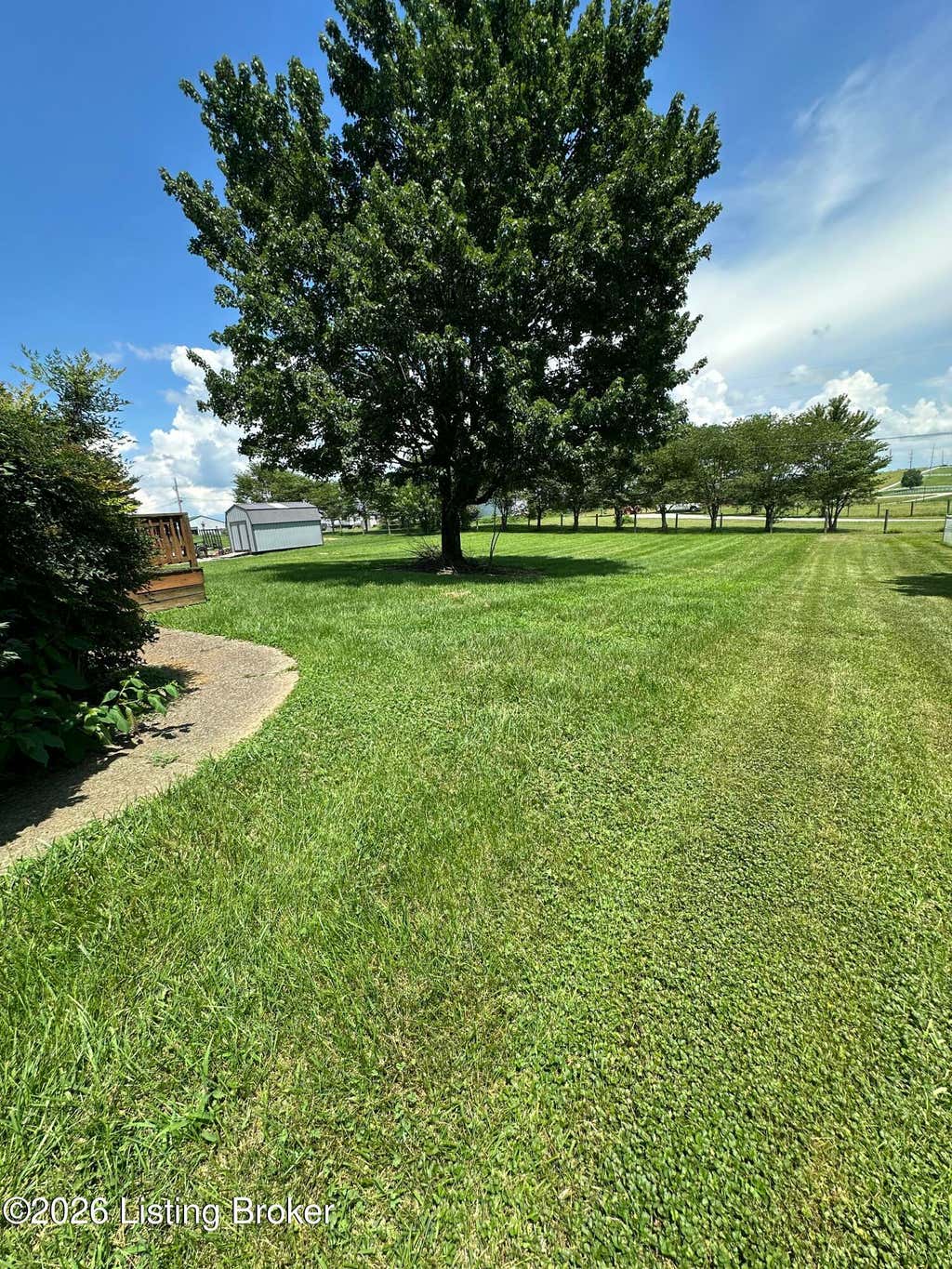 Photo of 60 Gray St, Lebanon, KY 40033 (MLS # 1723775)