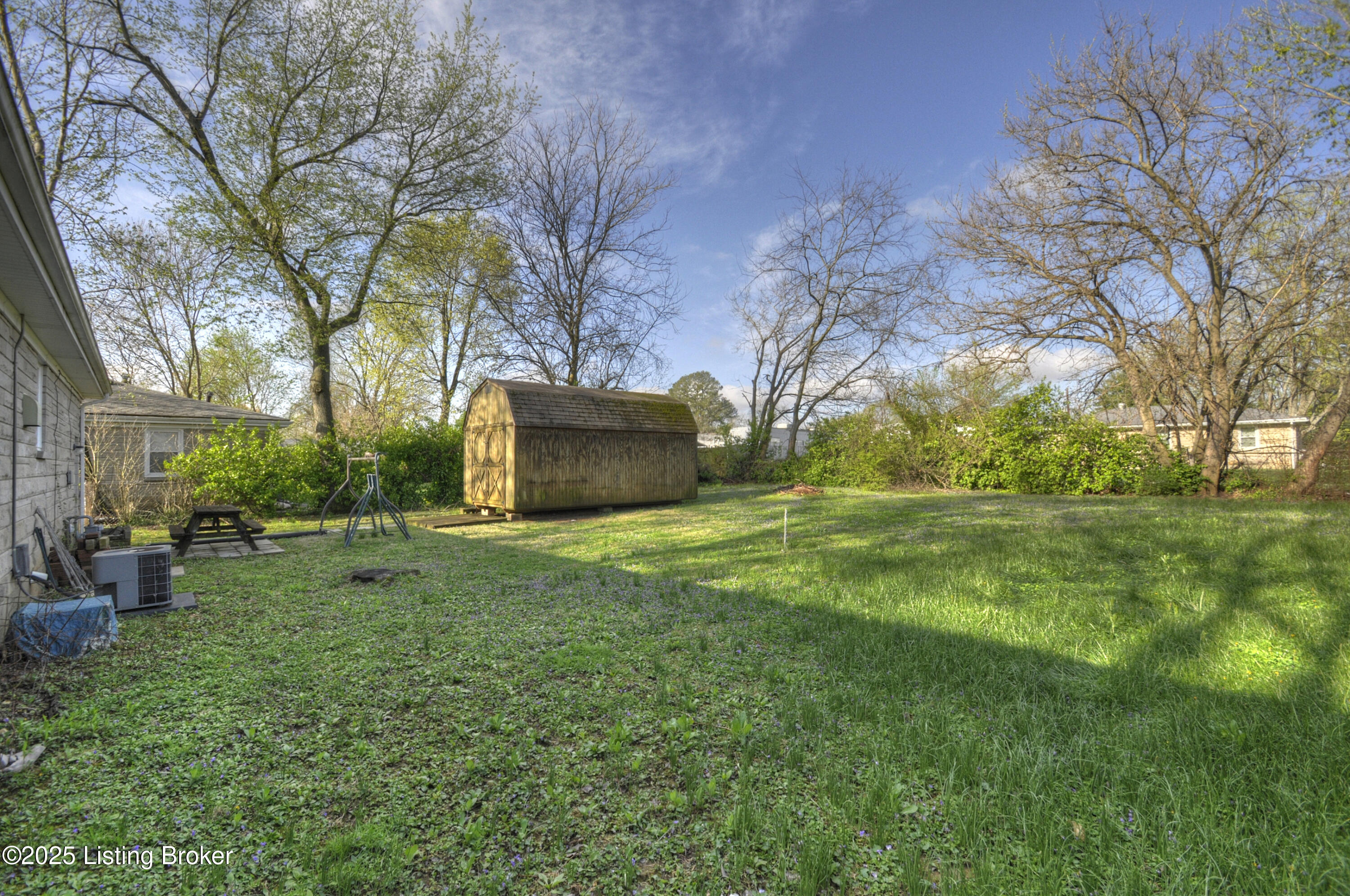 7800 Jonquil Dr, Louisville, Kentucky image 15