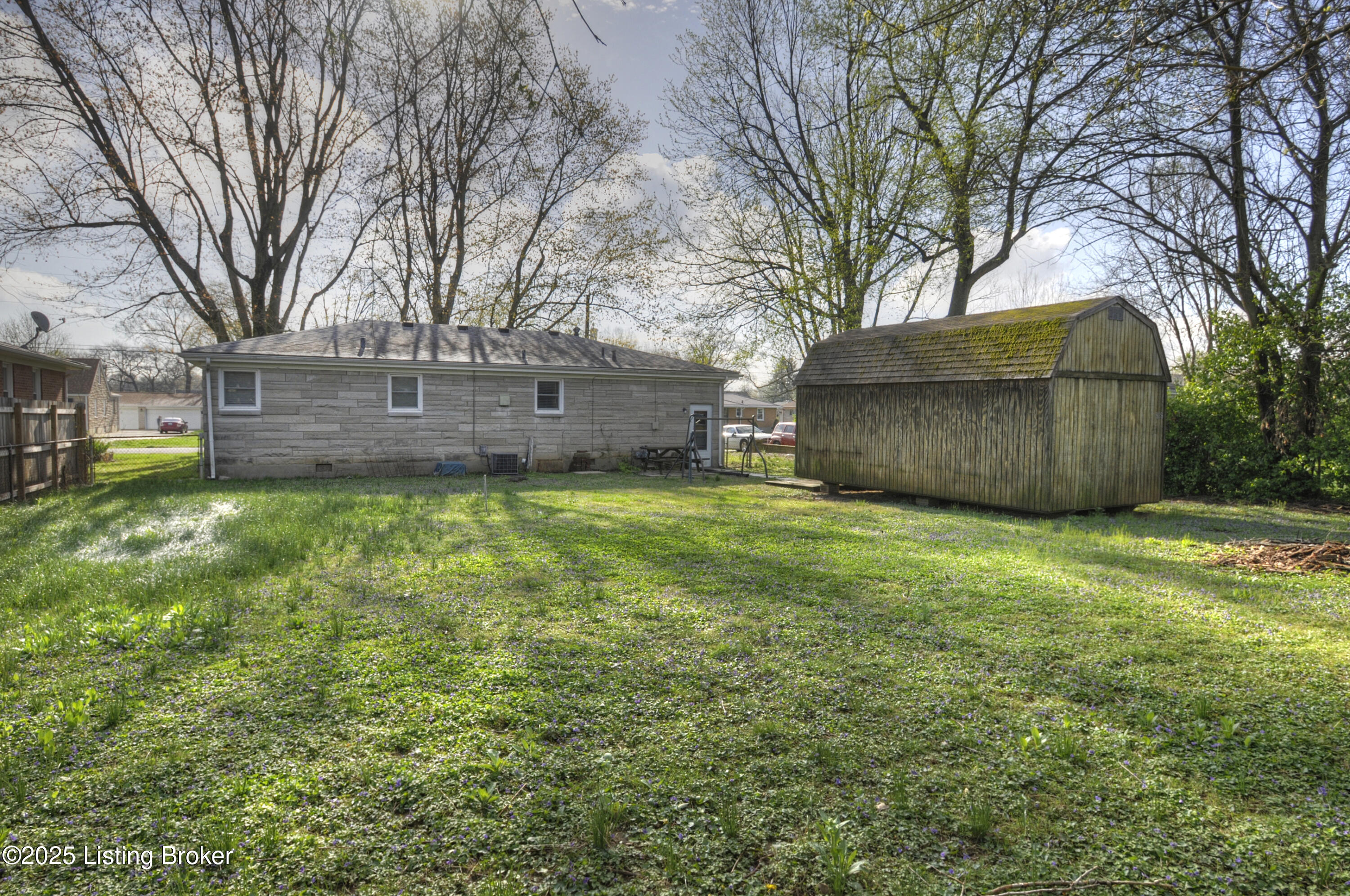 7800 Jonquil Dr, Louisville, Kentucky image 14