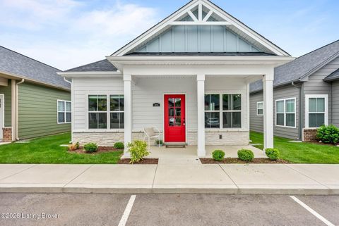 Photo of 809 Rosemary Ln, La Grange, KY 40031 (MLS # 1716461)