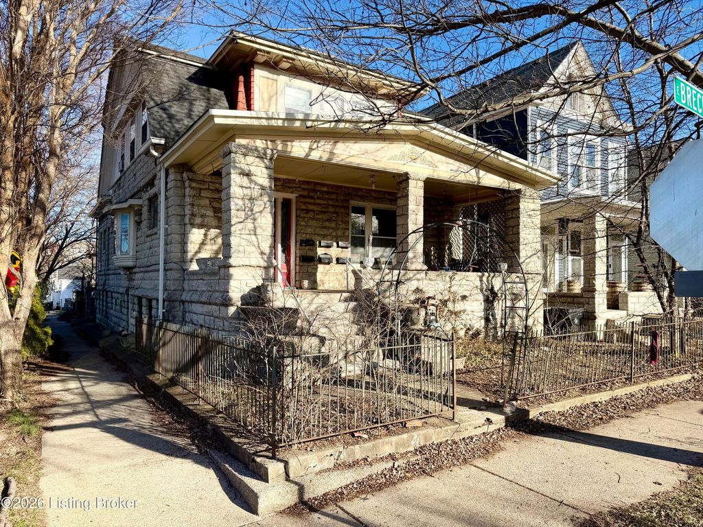 Photo of 1401 E Breckinridge St #4, Louisville, KY 40204 (MLS # 1709485)