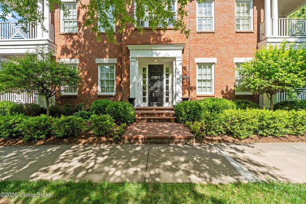 Photo of 9307 Norton Commons Blvd # 202, Prospect, KY 40059 (MLS # 1715454)