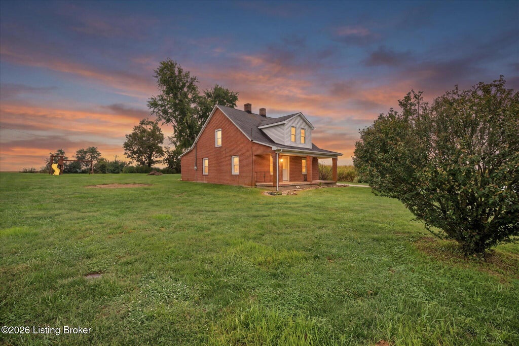 Photo of 1624 Sweeney Ln, Pleasureville, KY 40057 (MLS # 1729017)